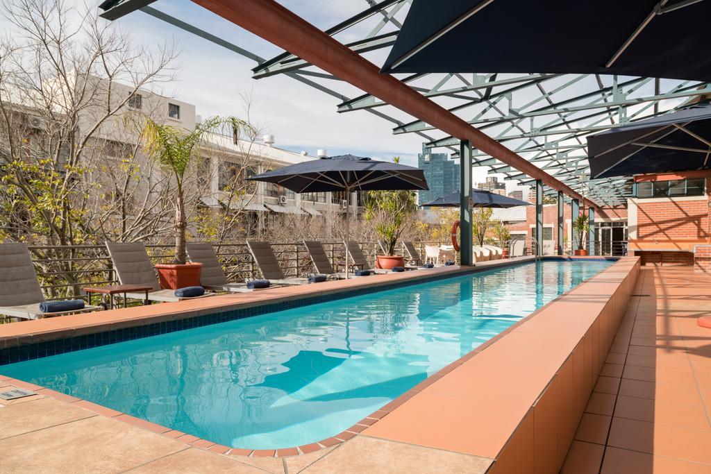 Garden Court Victoria Junction Hotel Cape Town Exterior photo